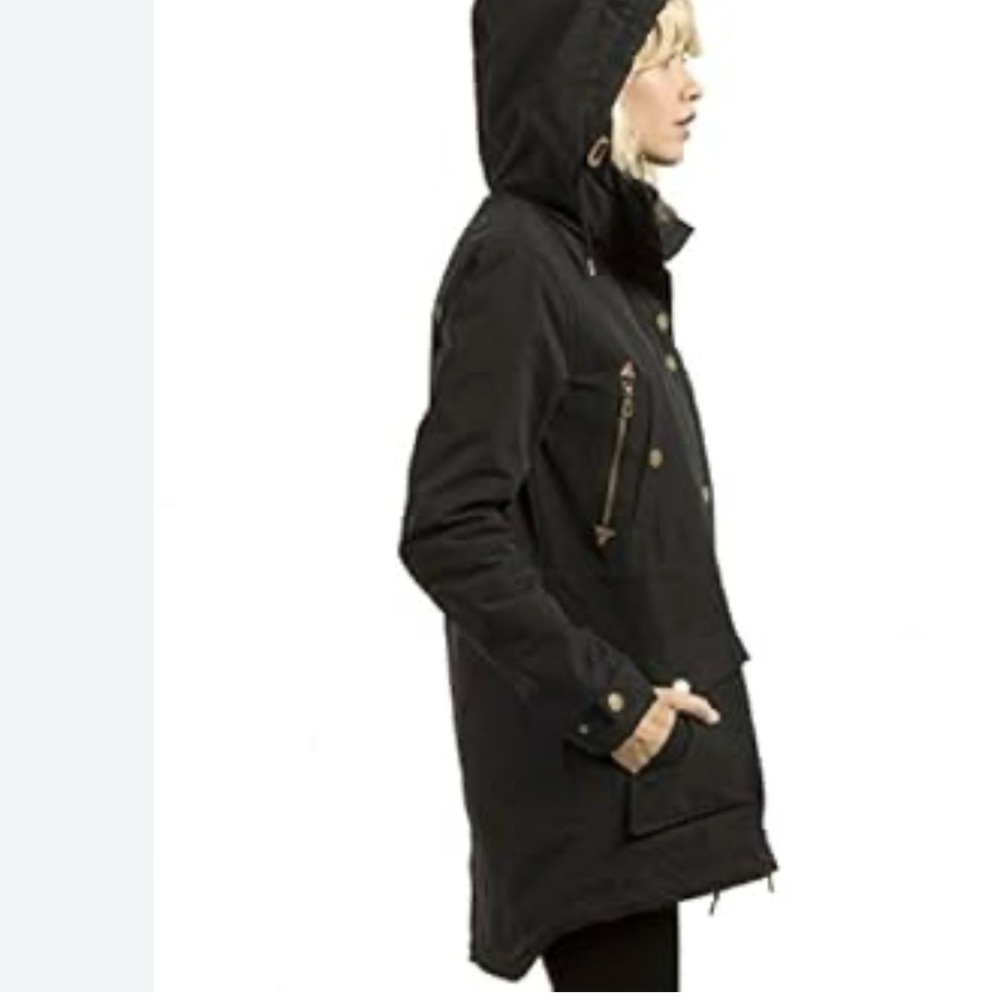 Volcom Women's Black Sherpa lined Walk on by. Utility Jacket with Hood